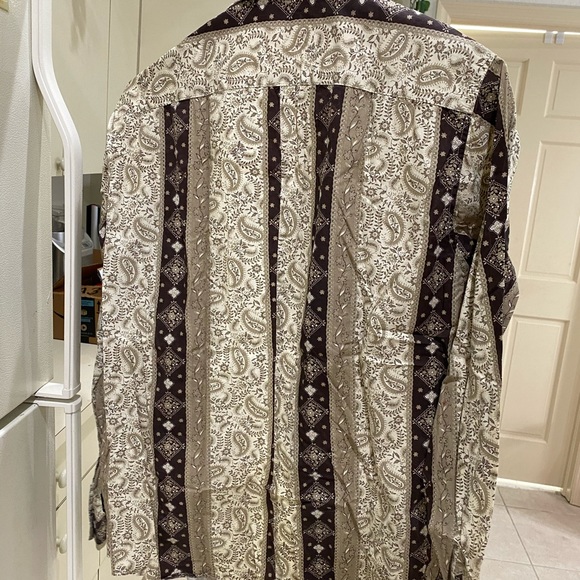 IZ.TU.U button down - Picture 3 of 3